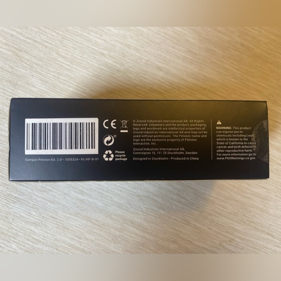 Peloton x Urbanears Sumpan Earbuds (New in Open Box) Headphones - Picture 4 of 5